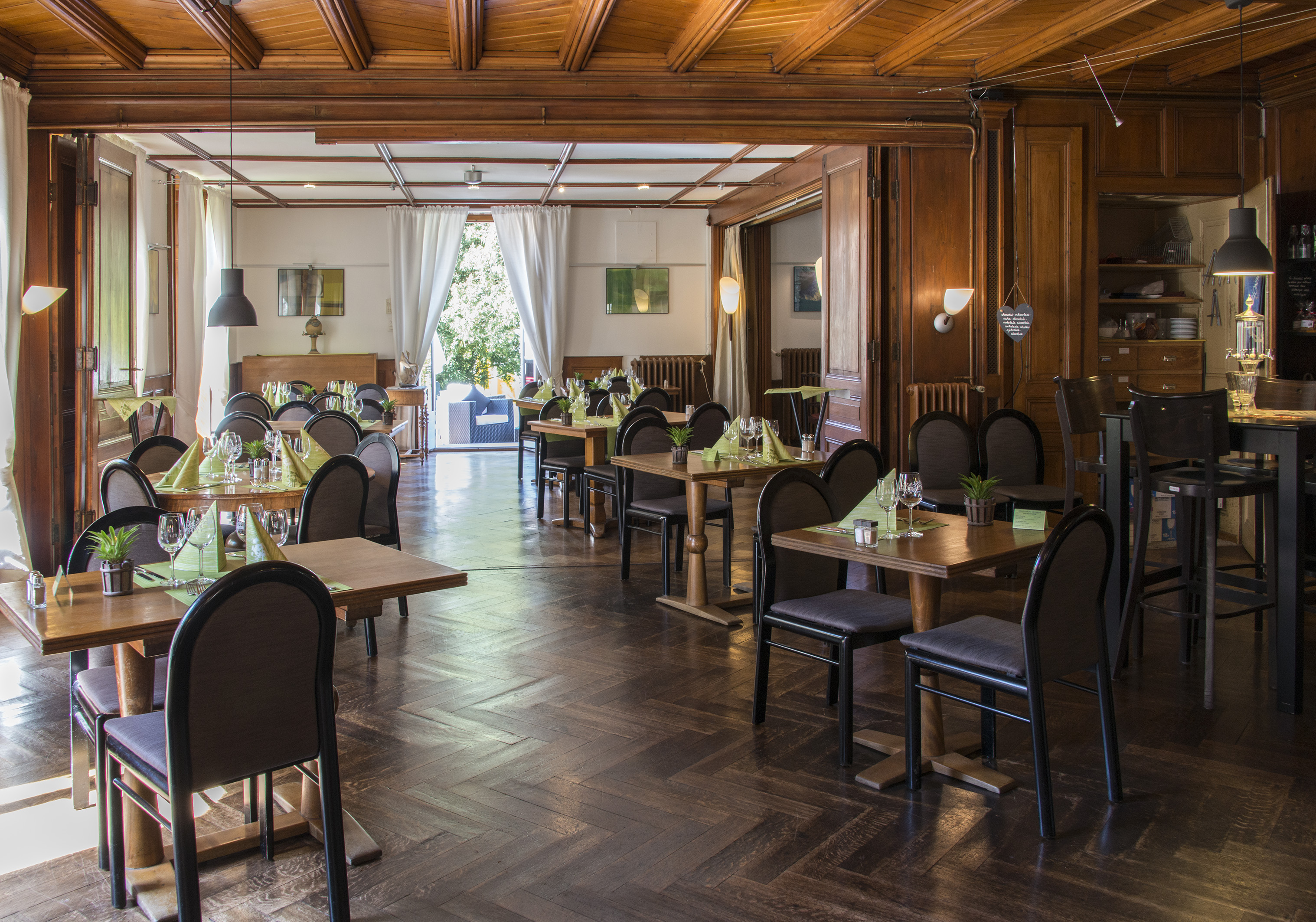 Hôtel - Restaurant de l'Aigle - Val de Travers 