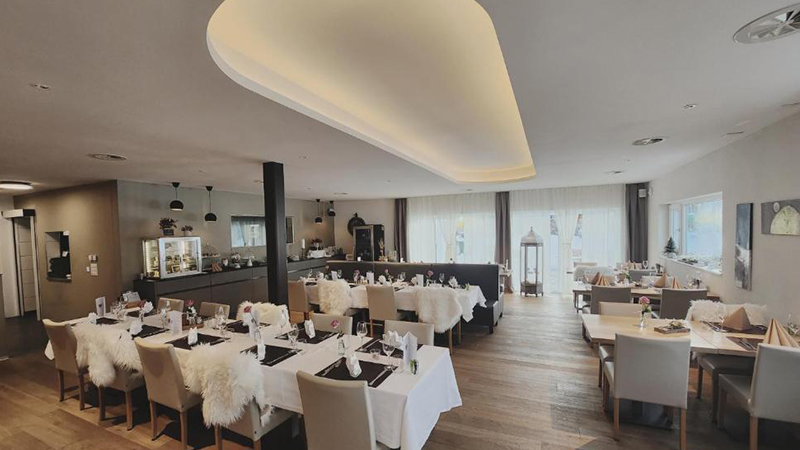 Restaurant and Pension fein & sein – Schwarzsee